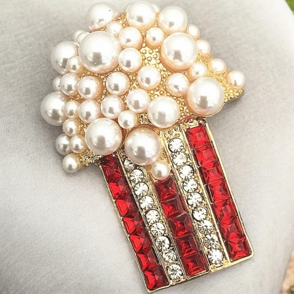 Popcorn Red Clear Crystal Faux Pearls Brooch Pin - Picture 2 of 3